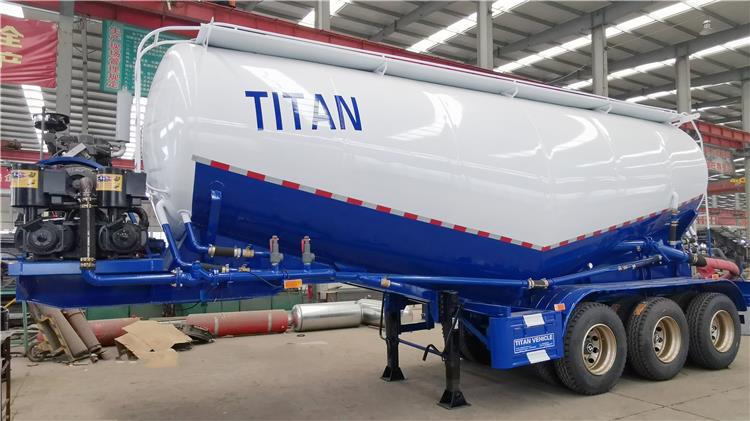 Silobas V Type Cement Bulk Carrier - TITAN Vehicle