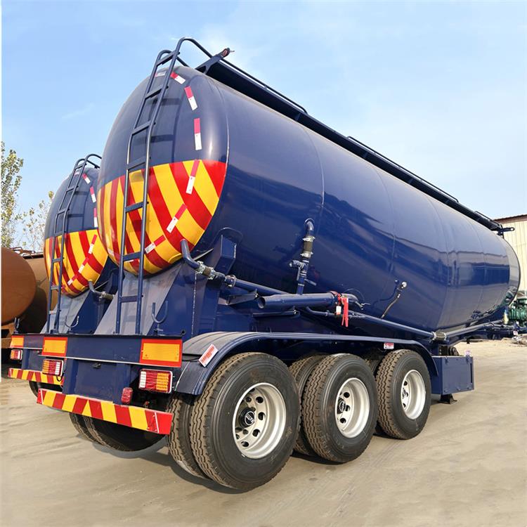 Tri Axle Cement Bulker Transporter Trailer